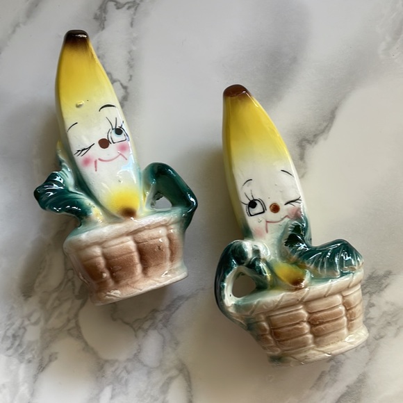 Vintage Kitschy Apomorphic winking Banana - Salt and Pepper Shakers, 1950's - Picture 2 of 11